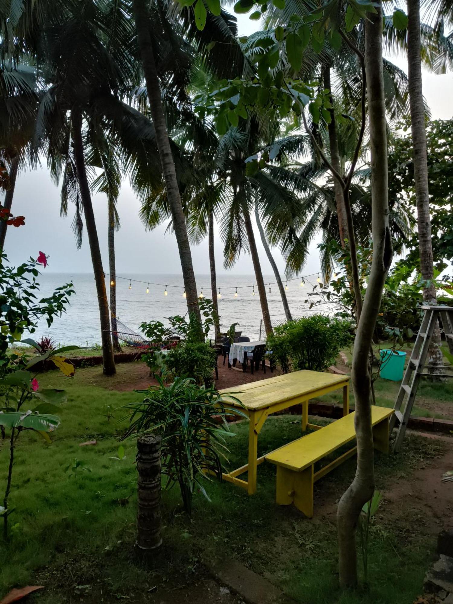 Perch By The Sea Cananor Exterior foto